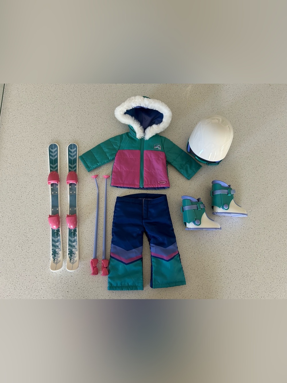 American Girl Doll 2022 GOTY Corinne Tan's Ski Winter Outfit & Ski Accessory Set